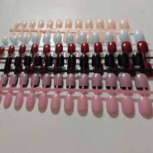 Press on nails